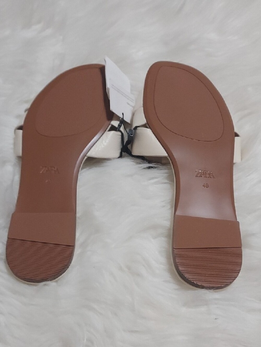Zara Leather  Cream Crossed Straps Slide Sandals Sz-40/9 - Picture 8 of 8